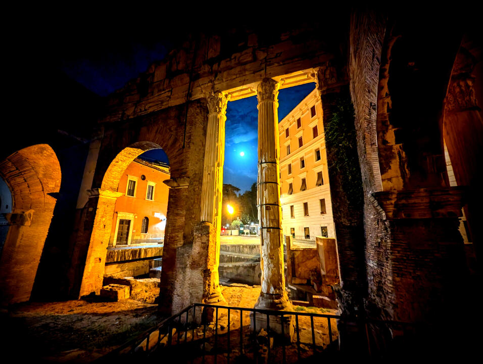 Discover amazing archeology